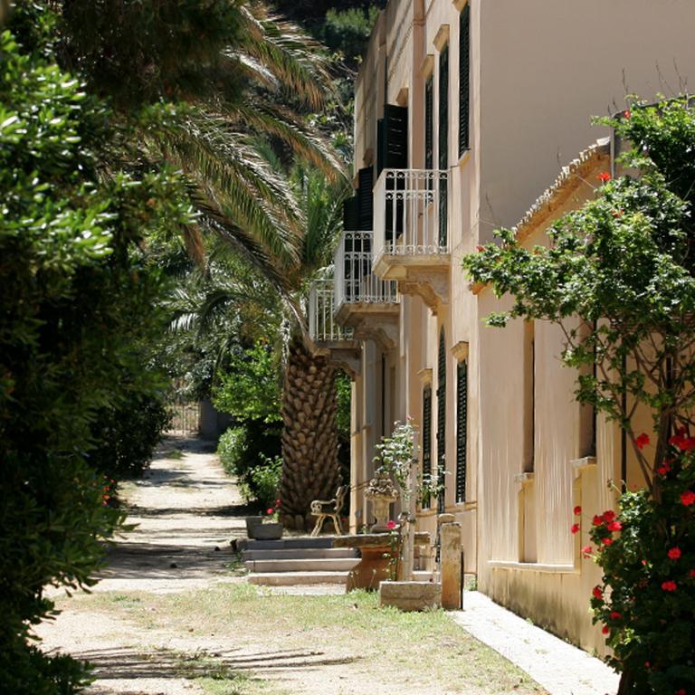 Azienda Agrituristica Tenuta Pizzolungo Erice Dış mekan fotoğraf