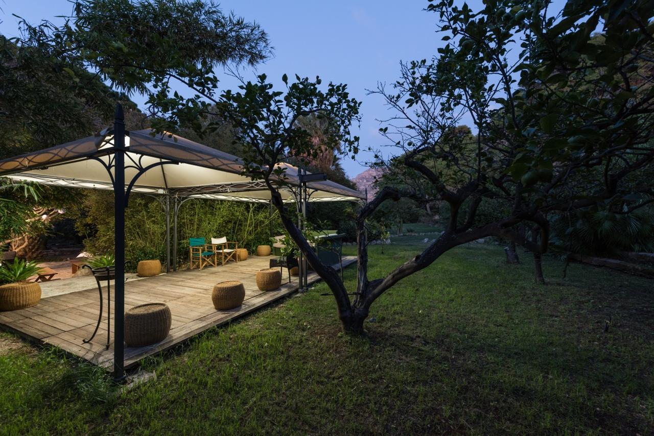 Azienda Agrituristica Tenuta Pizzolungo Erice Dış mekan fotoğraf