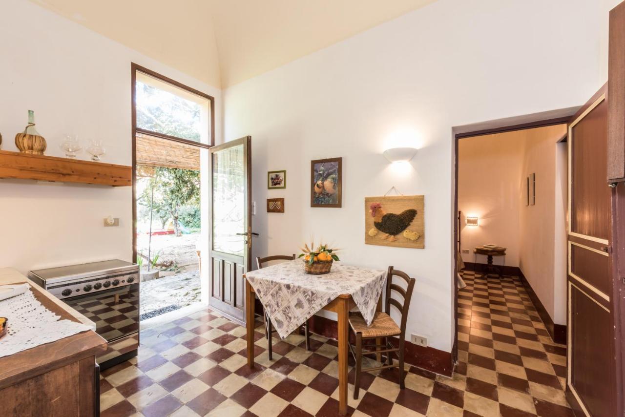 Azienda Agrituristica Tenuta Pizzolungo Erice Dış mekan fotoğraf