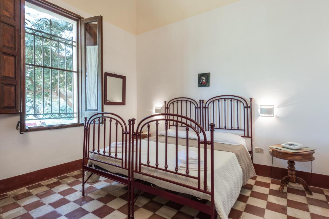 Azienda Agrituristica Tenuta Pizzolungo Erice Dış mekan fotoğraf